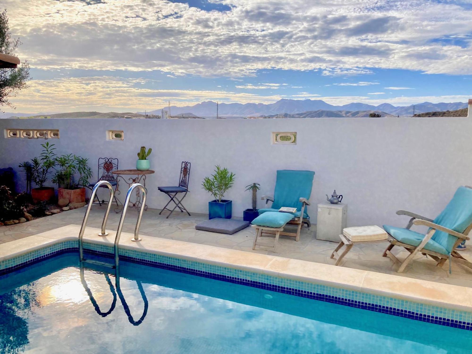 Dachterrassenzimmer In Romantischem Landhaus Mit Pool El Largo Exterior foto